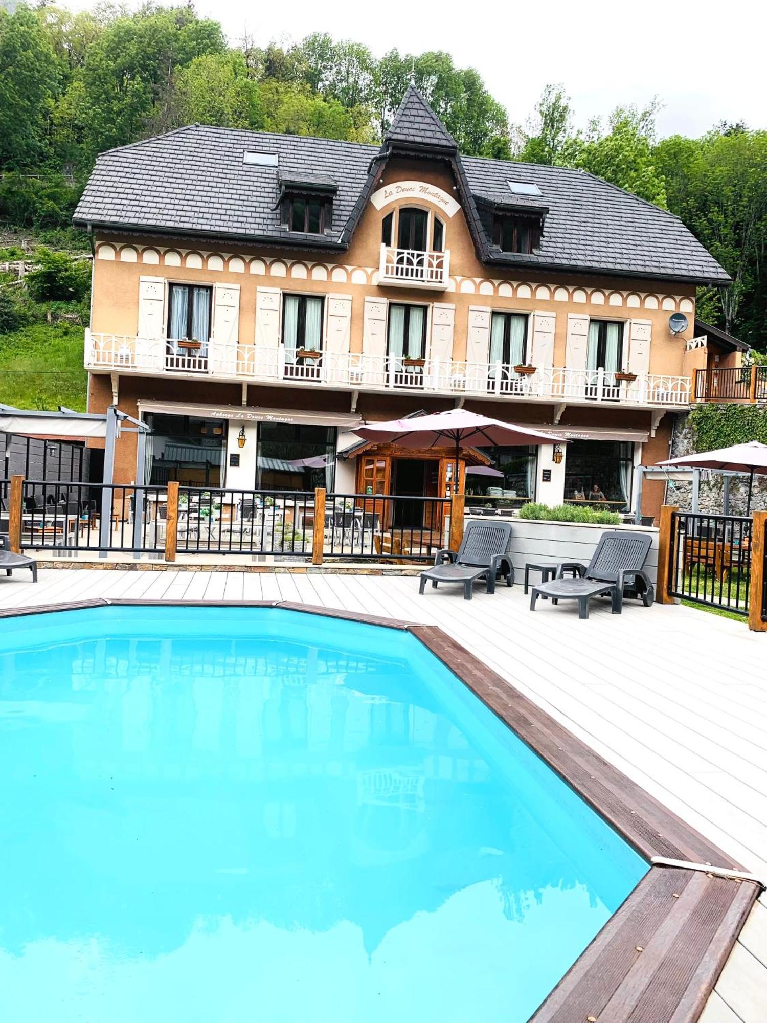 Auberge La Douce Montagne Альмон Экстерьер фото