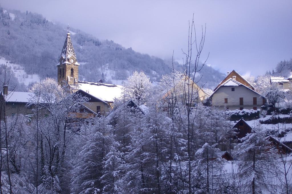Auberge La Douce Montagne Альмон Экстерьер фото